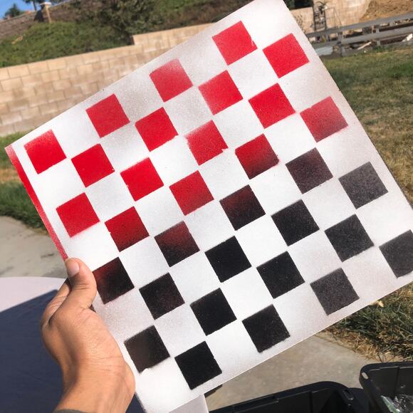 Chess Set - Prestigious Race Colors - Picture 10 of 10